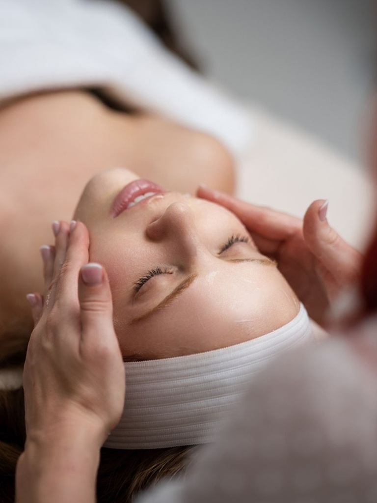 Best Facial Massage in Altrincham