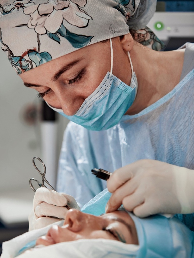 Best Labiaplasty Surgery in Altrincham, UK